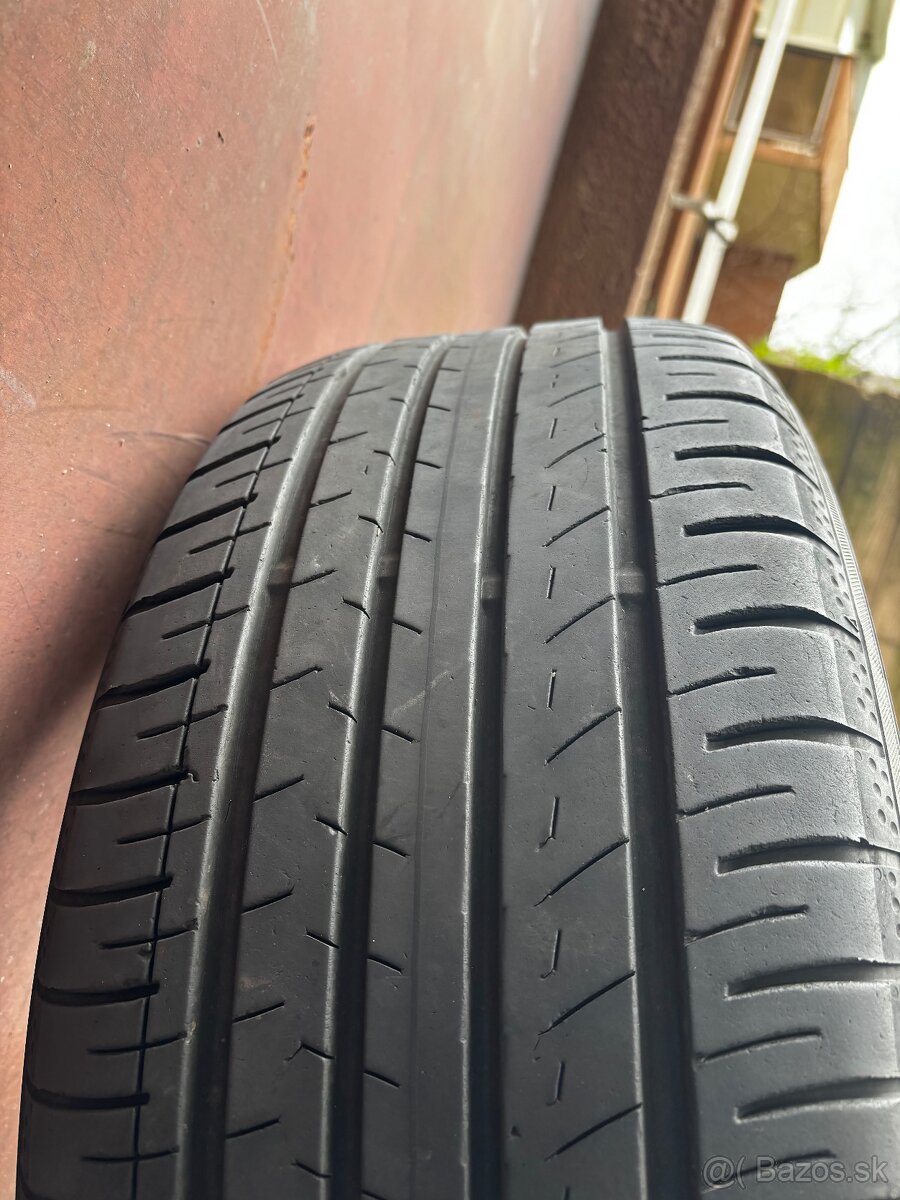 Letná pneu Yokohama BlueEarth GT 225/50 R17 V XL