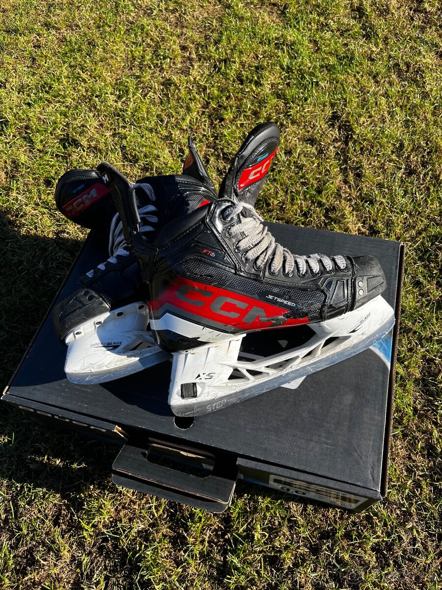 Hokejové korčule CCM Jetspeed FT6