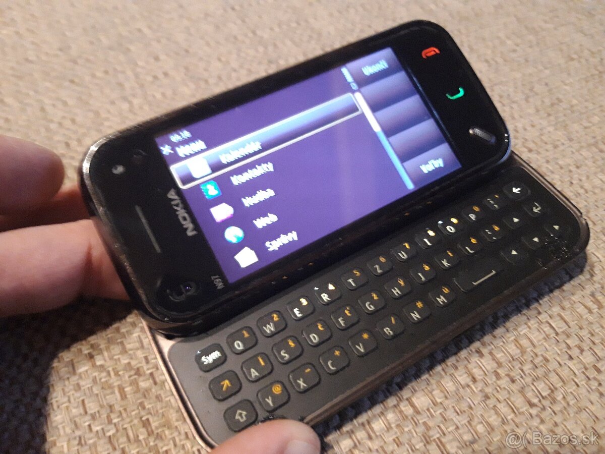 Nokia N97