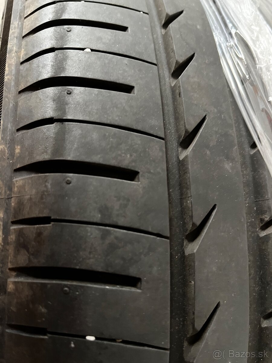 215/50 R18 Letné pneumatiky Toyo Proxes