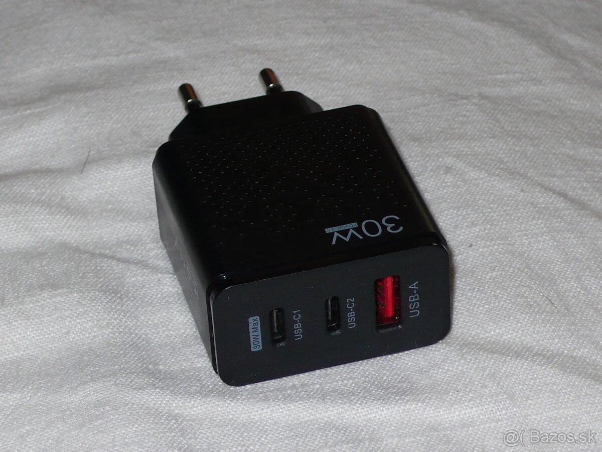 Predám 30W USB QuickCharger