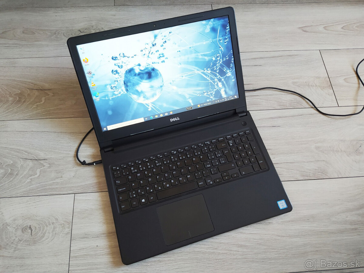 notebook Dell Vostro 15 3568, i3-6006u, 8GB, 480GB SSD