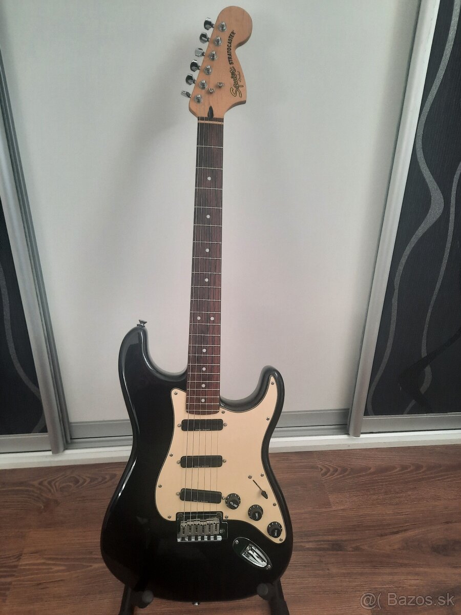 Fender squier deluxe hot rails stratocaster