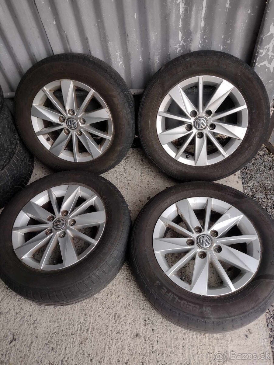 4ks alu disky orig. VW 5x112 R15 + pneu