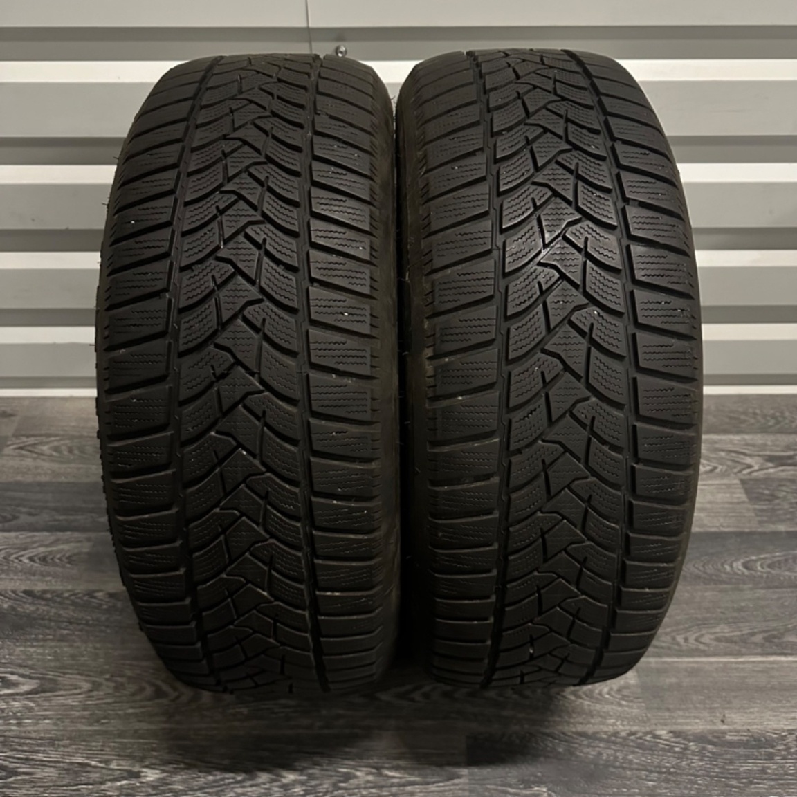 2ks pneu 215/60/16 DUNLOP