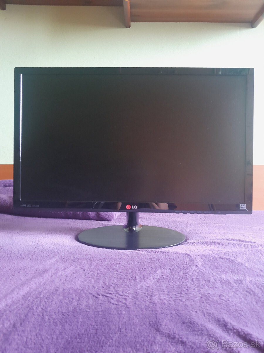 Predám plne funkčný LED podsvietený LCD monitor LG