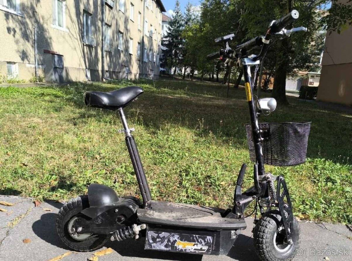 Predam  E-kolobezku  Heipe Scooters