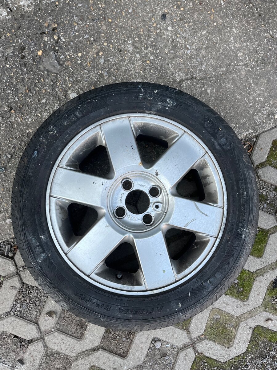 Predam kolesá RENAULT 205/55R16