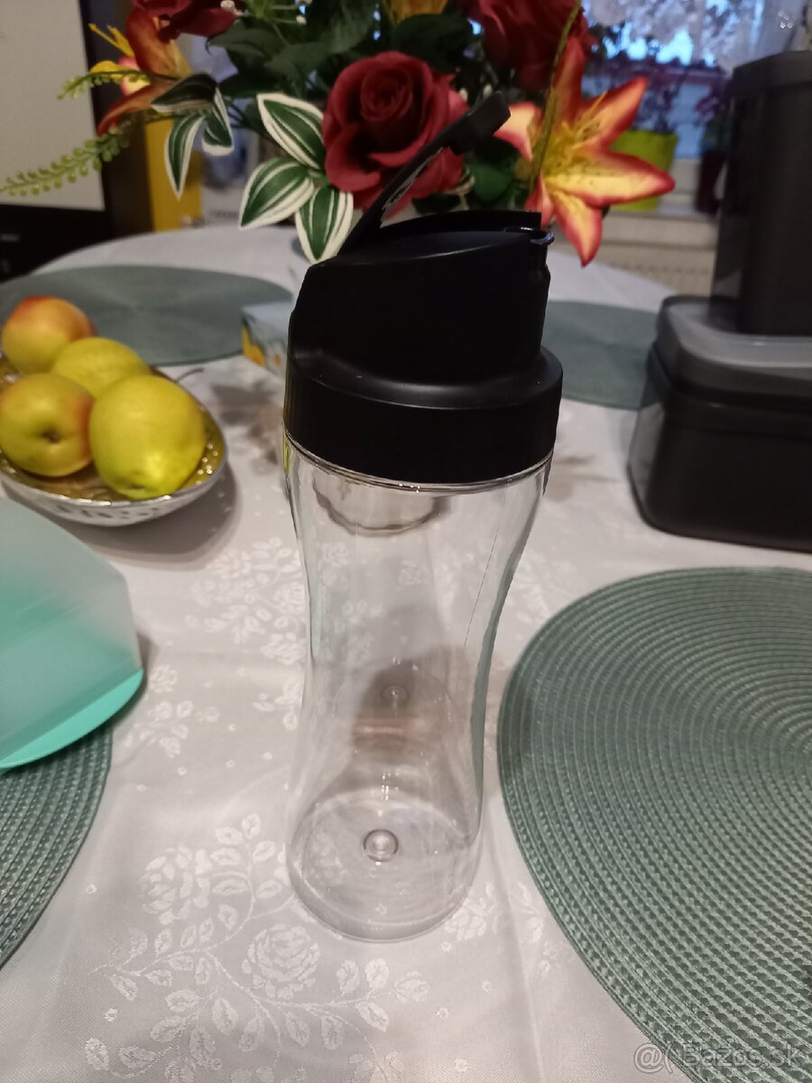 Tupperware olejnička Nová 770ml