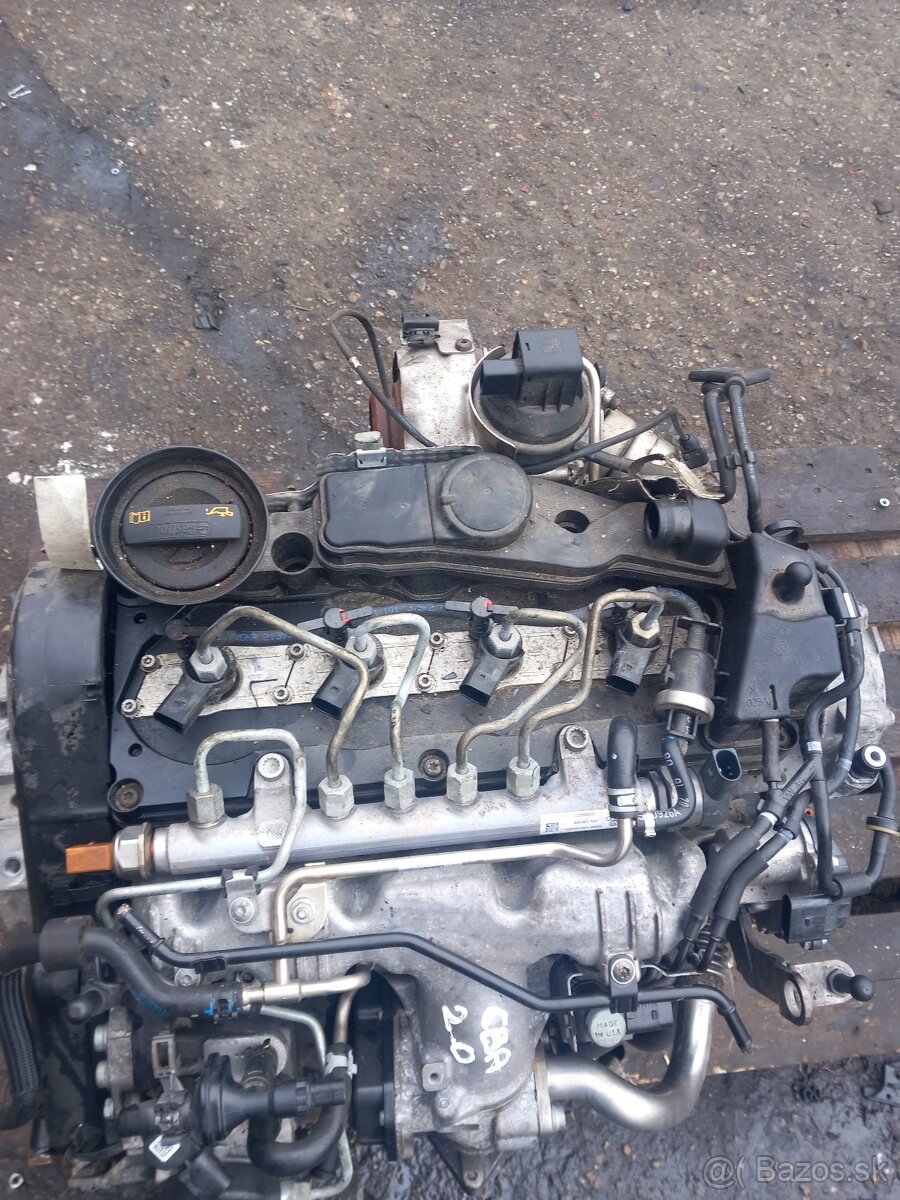 Predam motor 2.0Tdi cba