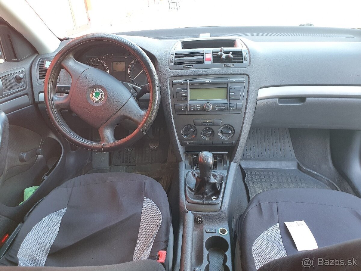 Skoda octavia 2....1.6.benzin plus lpg