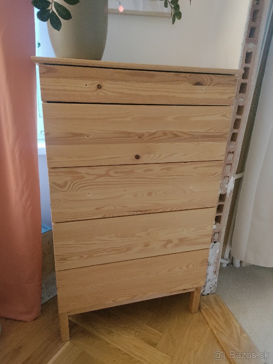 IKEA komoda masív