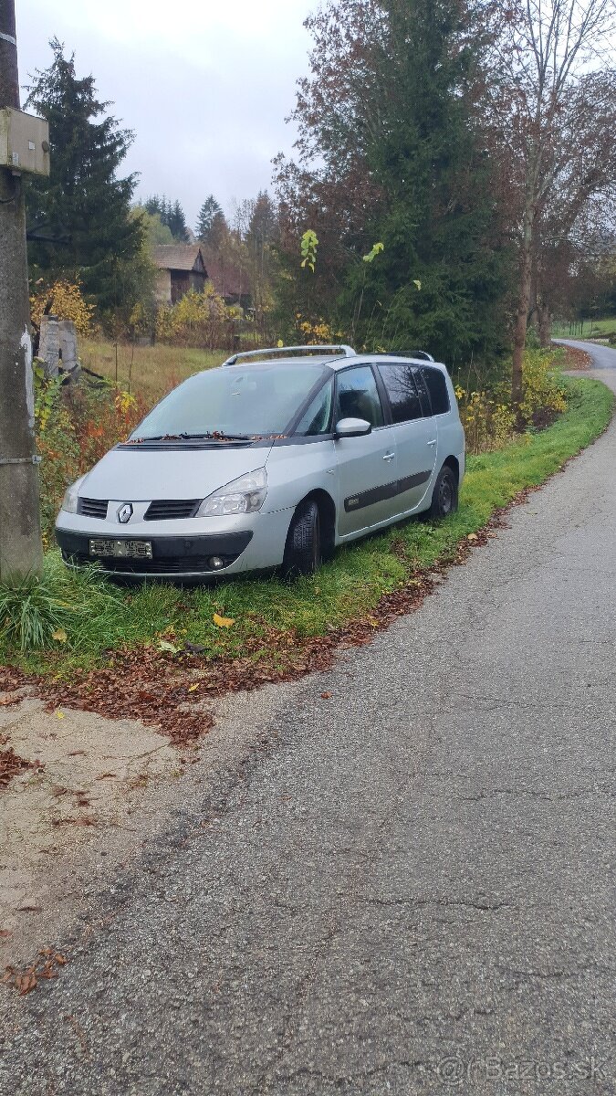 Renault espace 4 2.2 110kw zatiaľ mám všetky diely