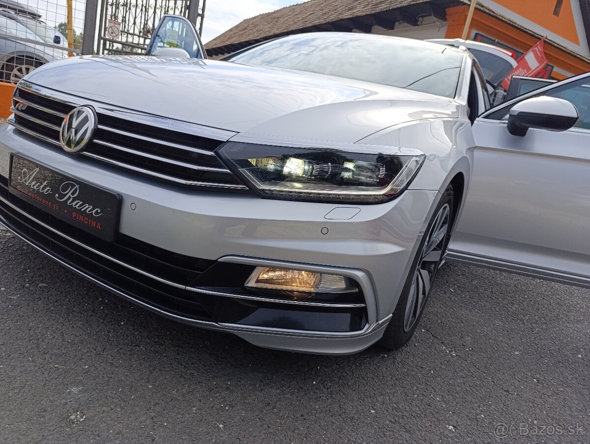 Volkswagen Passat B8 R-Line Variant , 3 x R-Line Virtual Coc