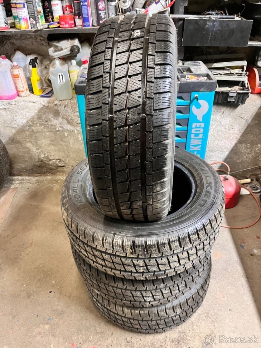 235/60 R17C 117/115S celoroční - obytné Crafter a Man TGE