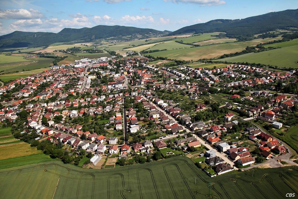 Na predaj pozemok Trenčianska Turná