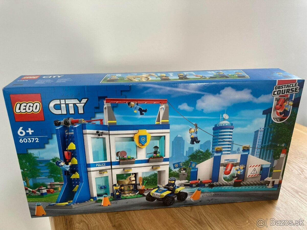 NEROZBALENÉ LEGO® City 60372 Policajná akadémi