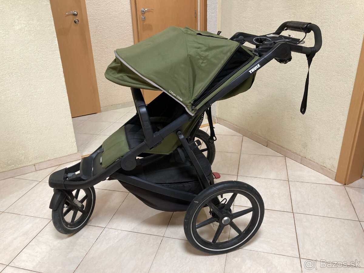 THULE Urban Glide 2 Cypress Green + vanička Black