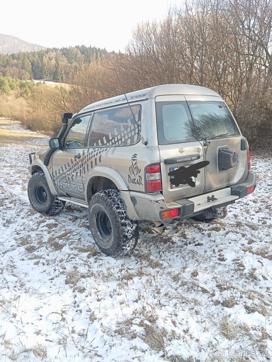 Predám Nissan patrol y61