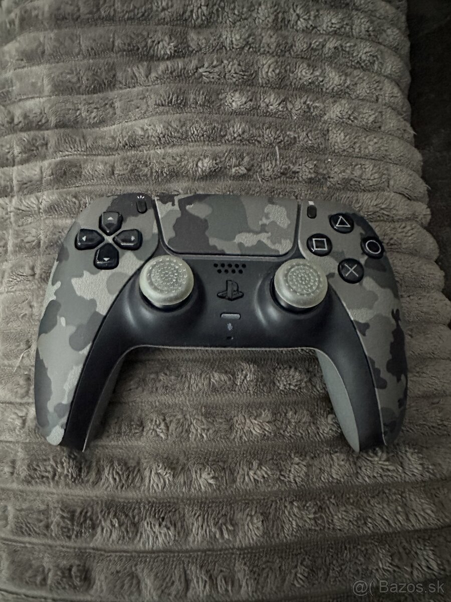 Predám Dualsense pre PS5 Grey/Camo TOP STAV