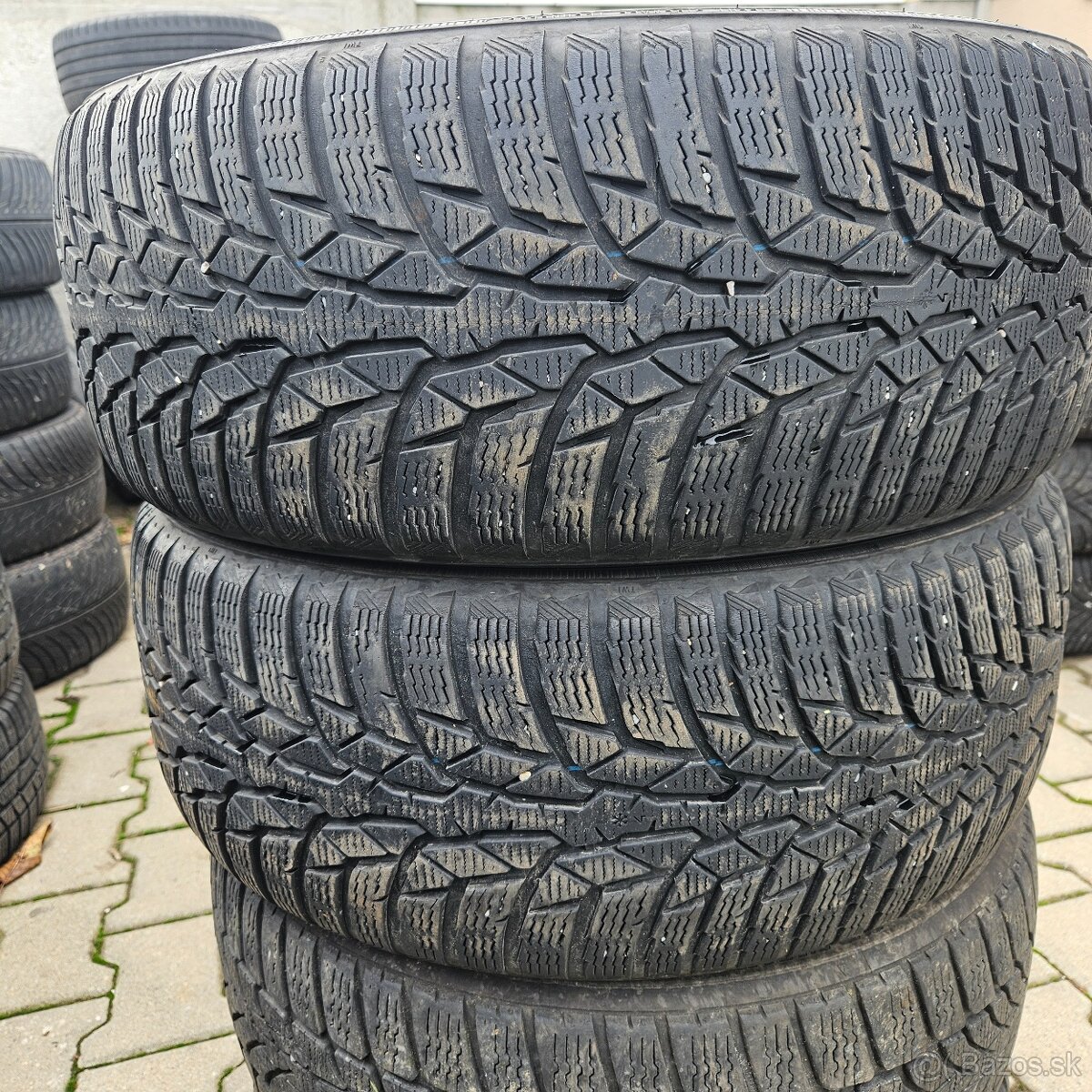 215/55 r16 Nokian