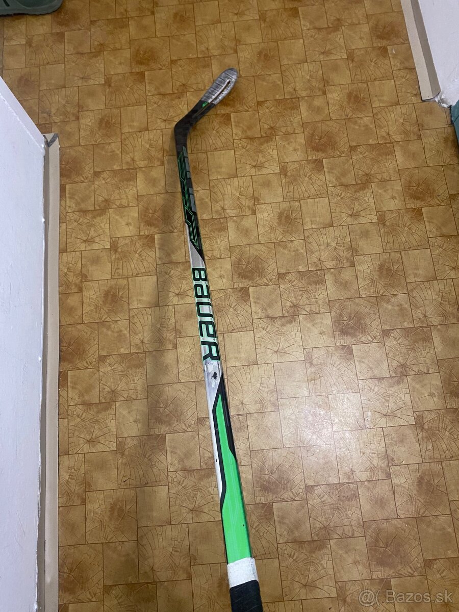 Hokejka bauer sling