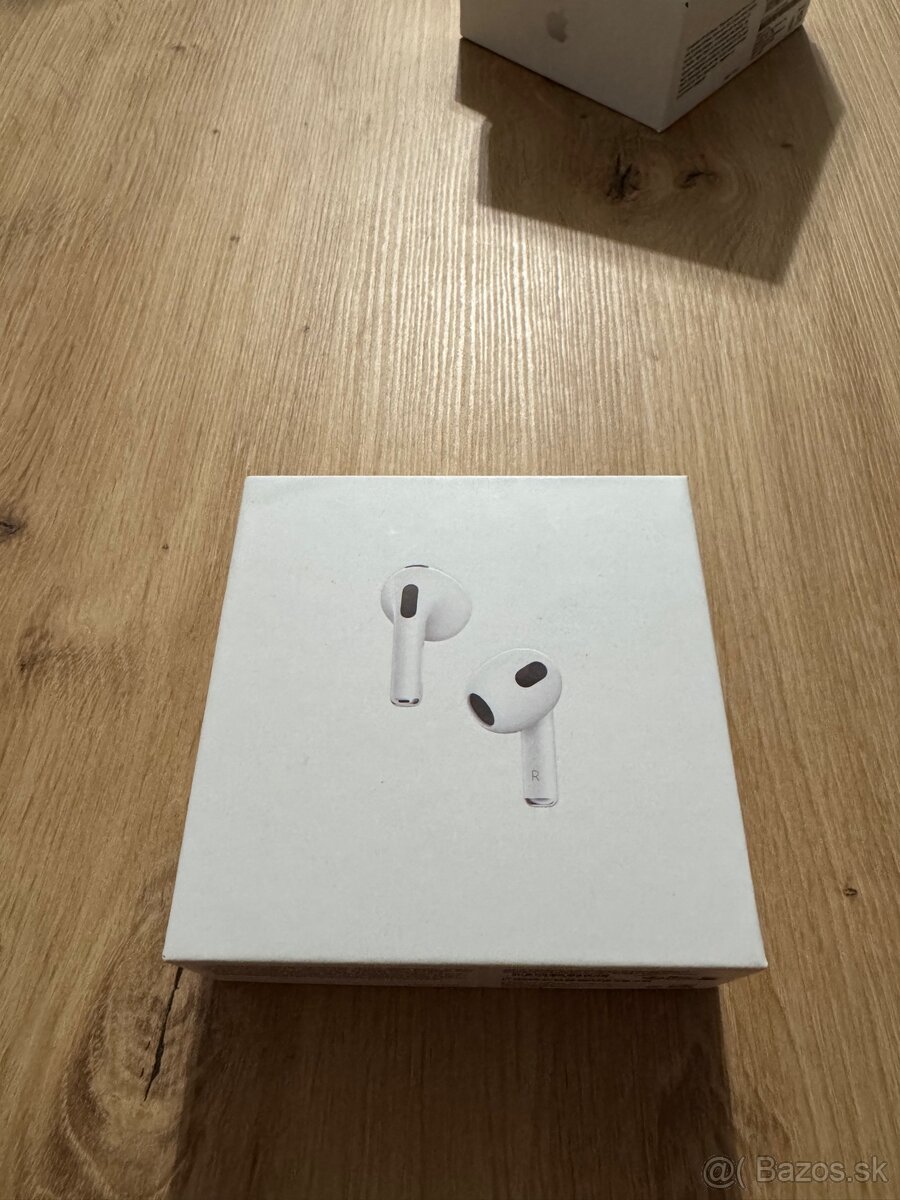 AirPods 3