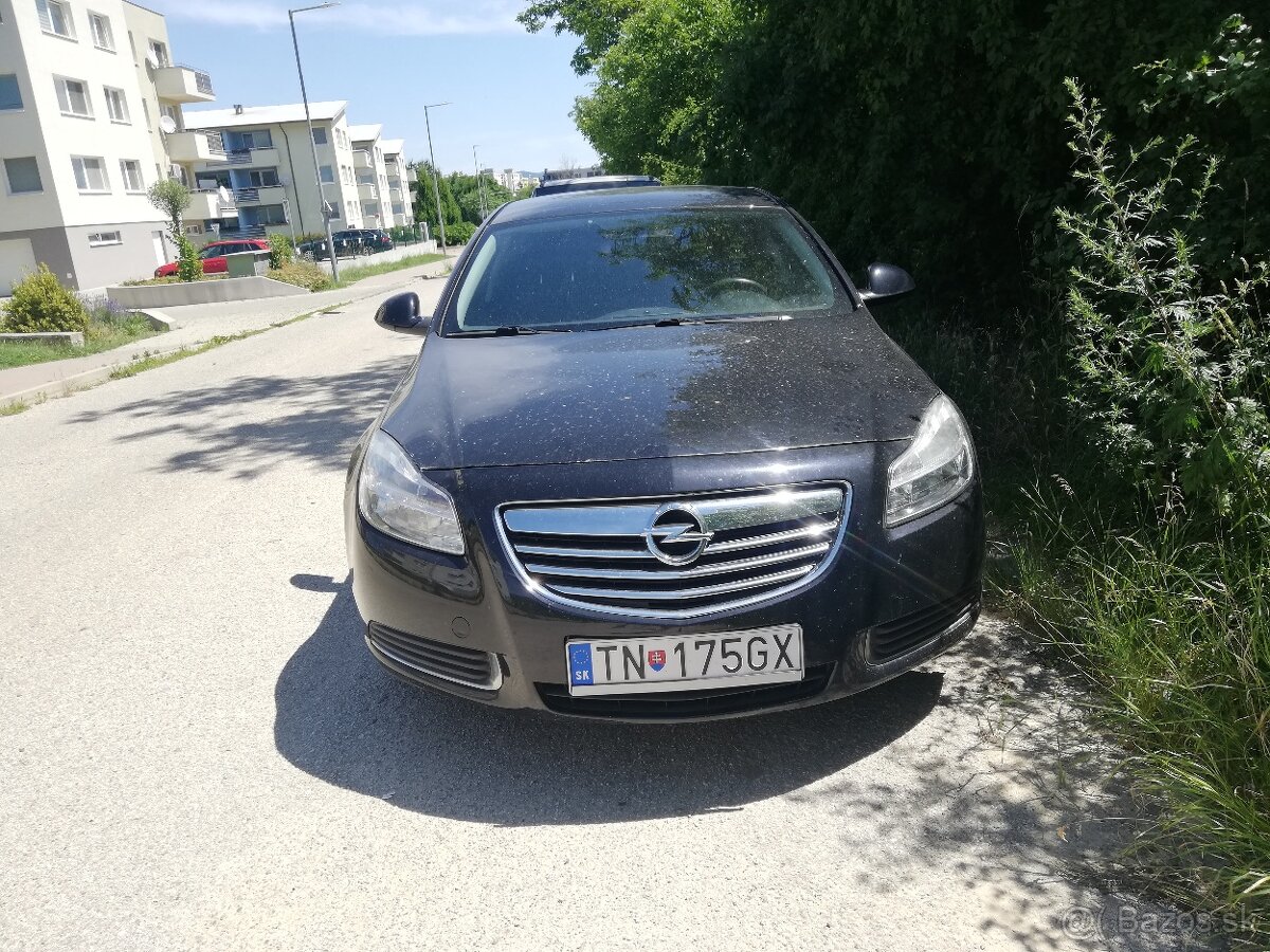 Predam opel insignia