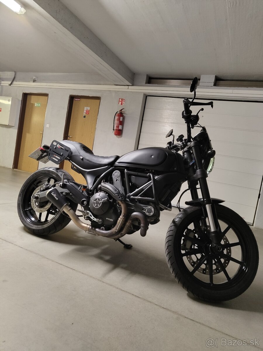 Ducati Scrambler icon 800, Leo Vince