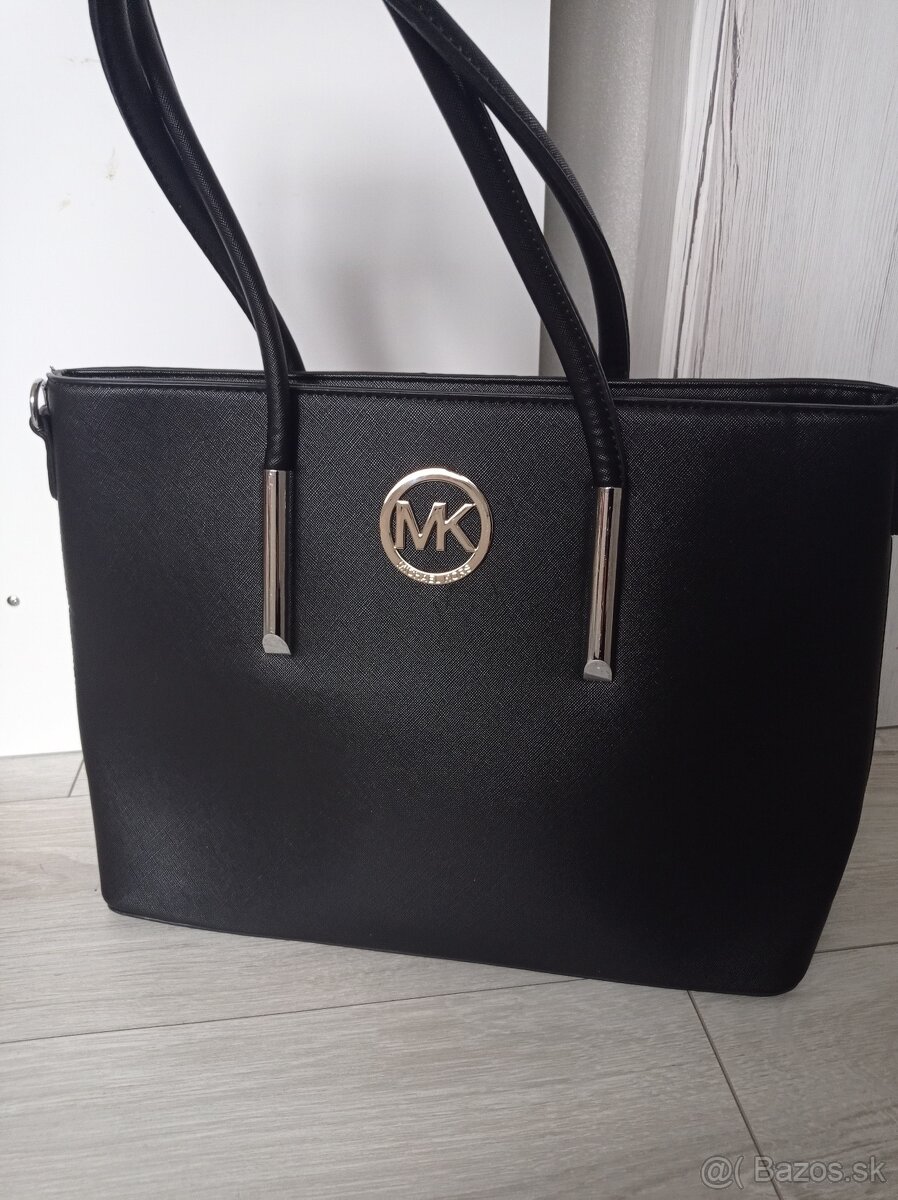 Michael Kors Čierna kabelka 45x29 cm