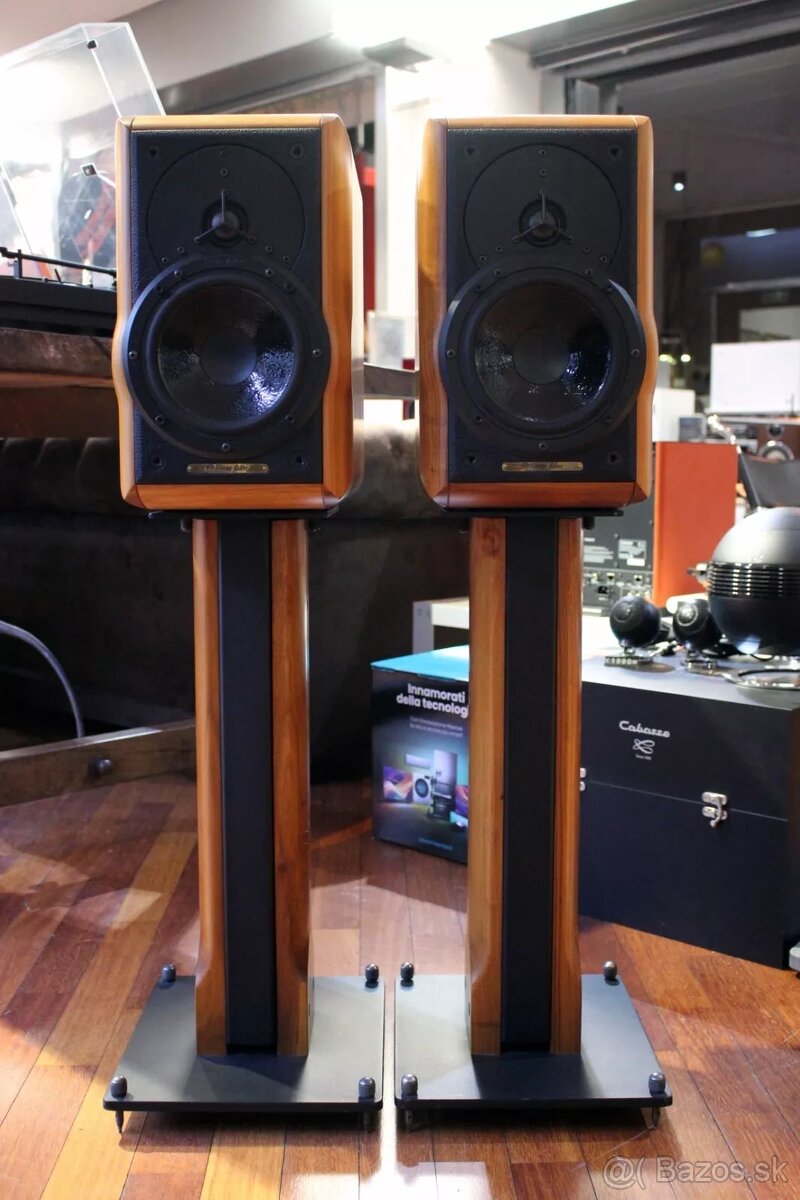 Sonus faber ELECTA AMATOR 1+ stands