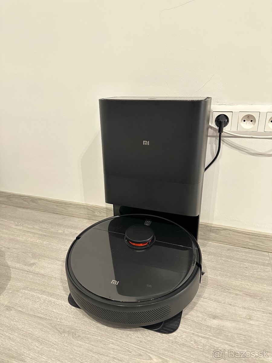 Robotický vysávač so stanicou MI ROBOT VACUUM-MOP ULTRA 2