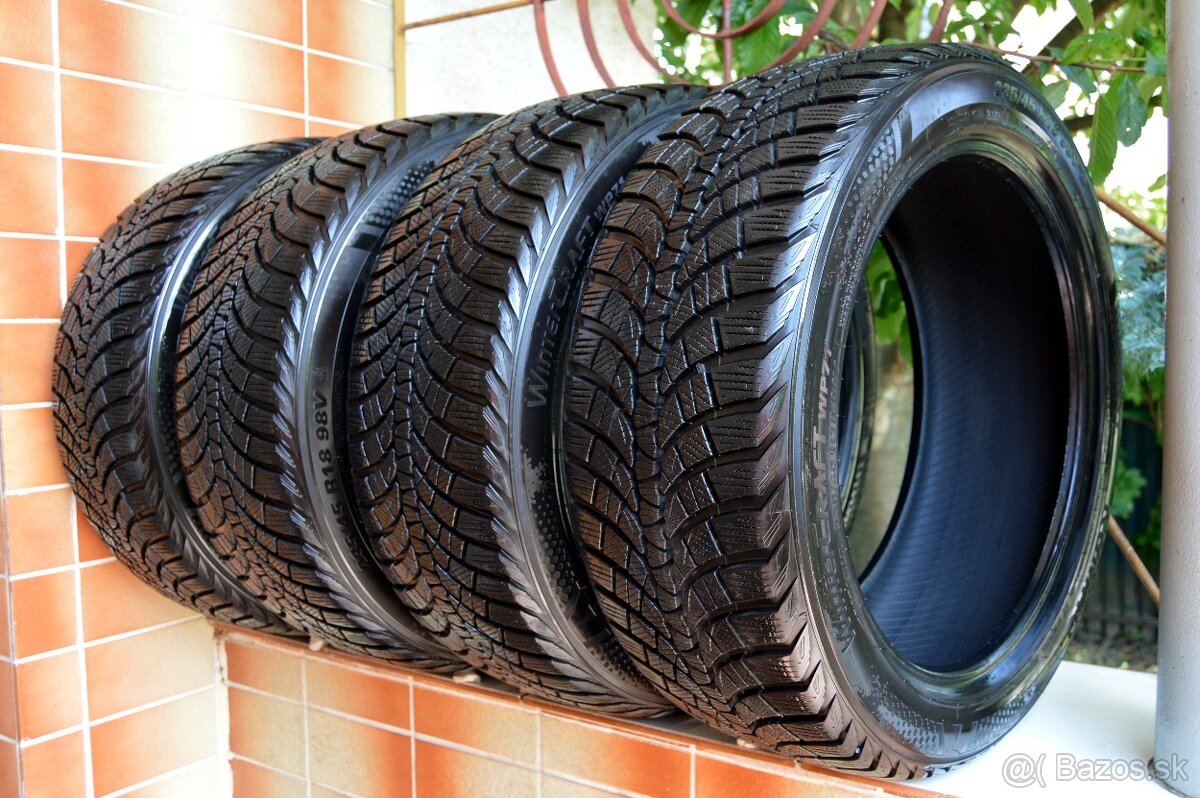 KUMHO WinterCraft 235/45 R18 zimné