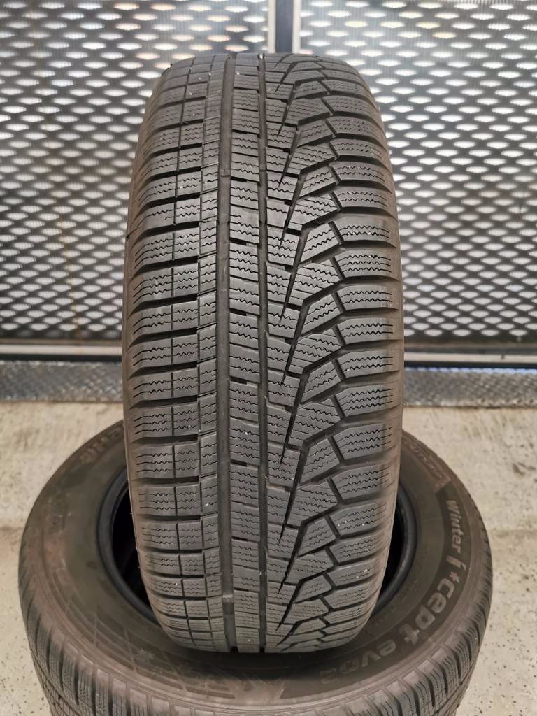 Hankook 215/65 R17 99H zimné pneumatiky