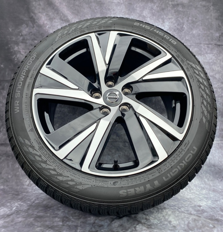 Originální zimní sada Volvo V90 / S90 245/45R18 100V