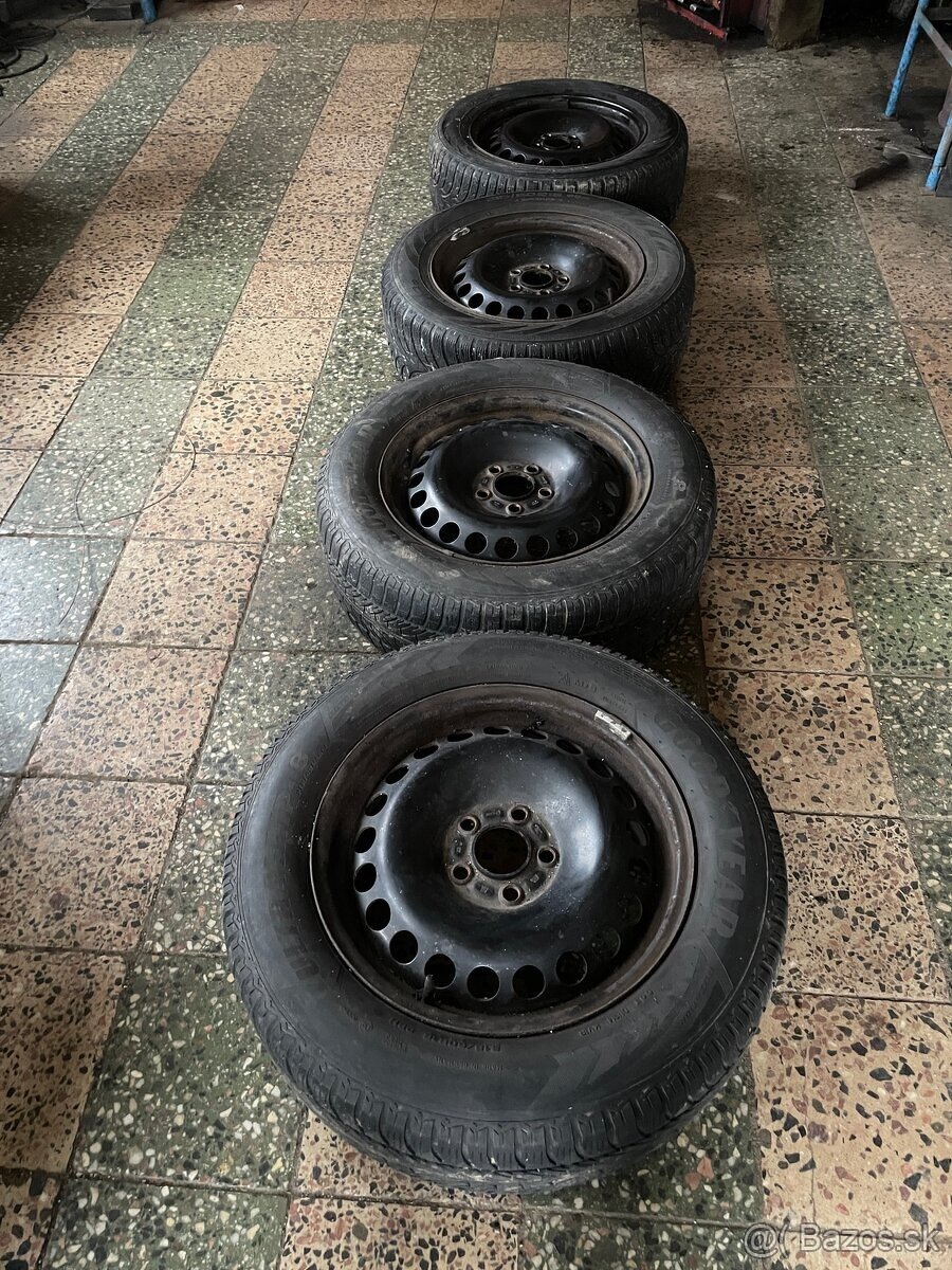 Predám zimné pneumatiky 215/60r16 na diskoch 5x108