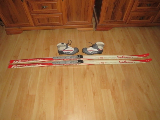 Predam bezkovy set,SALOMON,173 cm,SNS,c.37,supiny