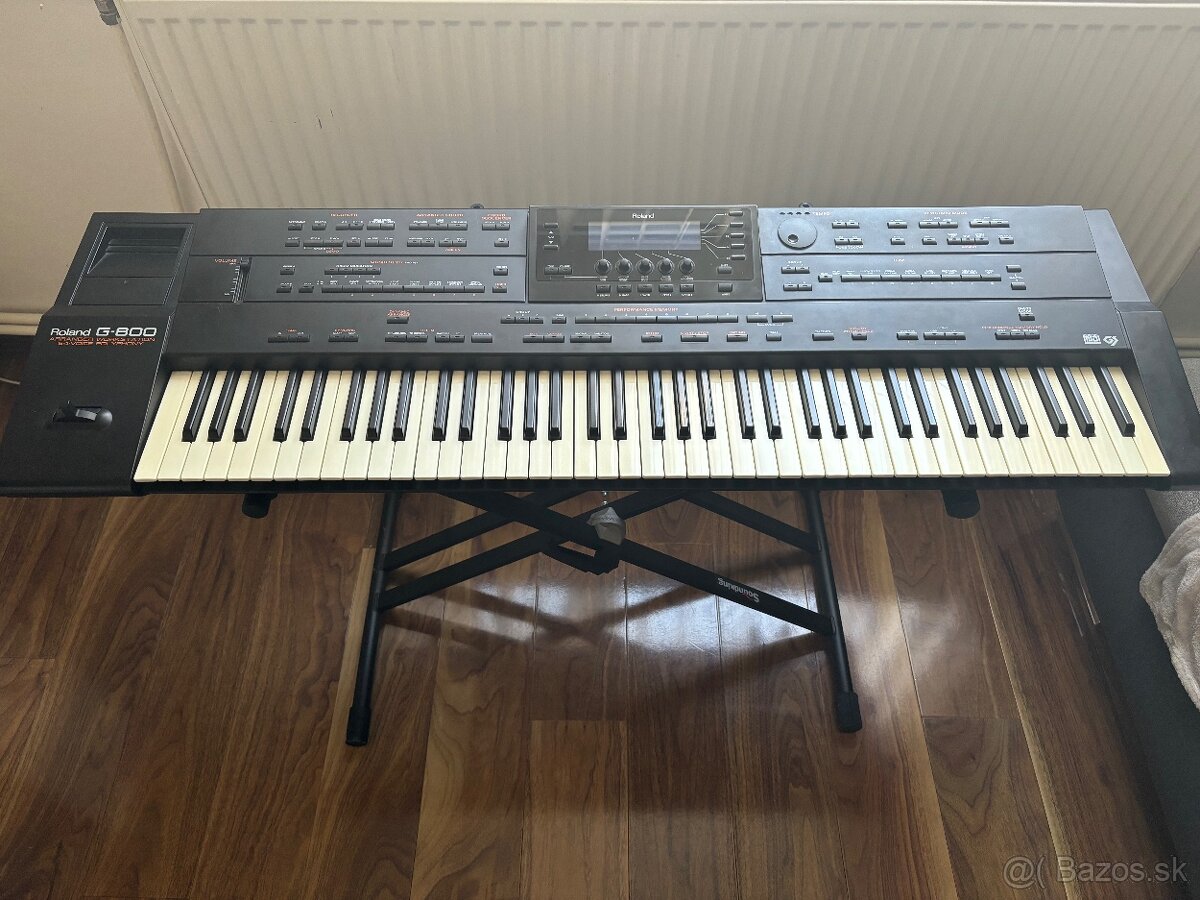 Roland G-800