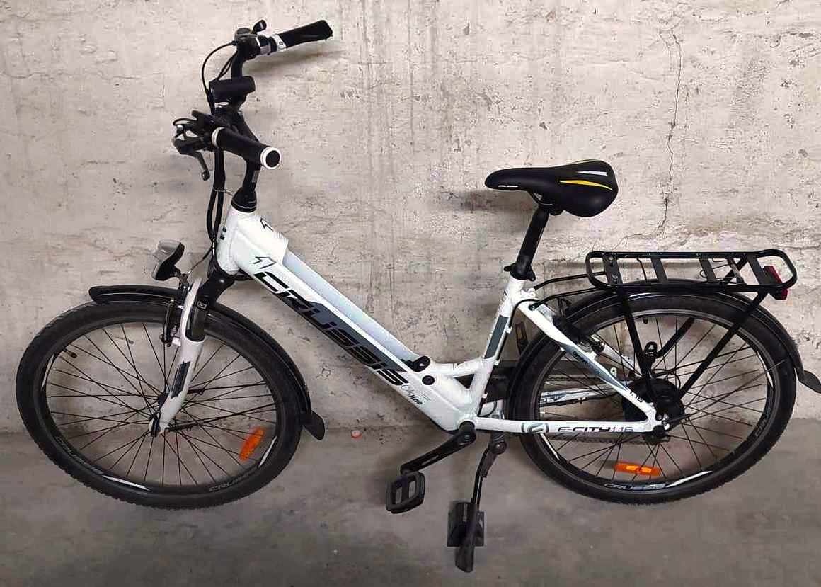 Predám 2x elektro bicykle CRUSSIS e-City 1.15 Biely 17 rám č