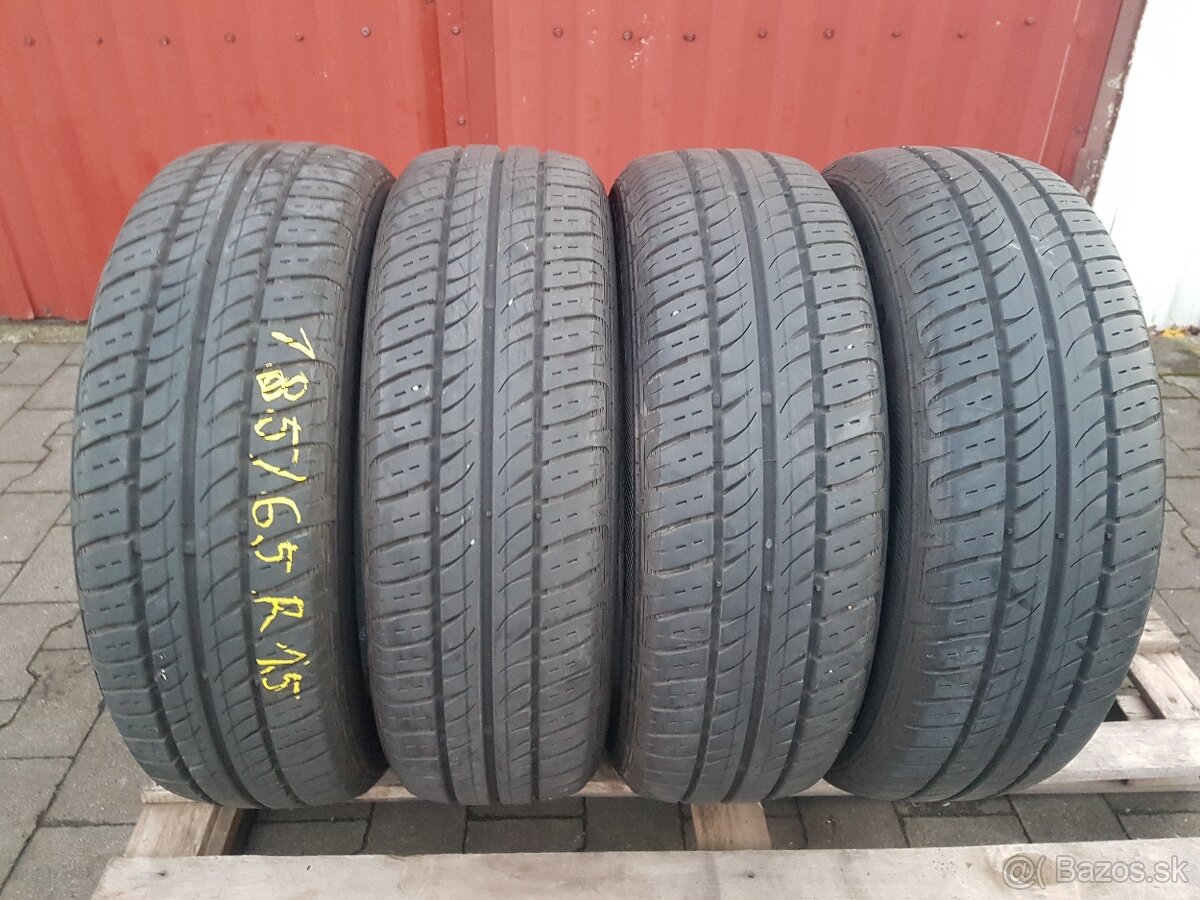 185/65R15 Semperit letne