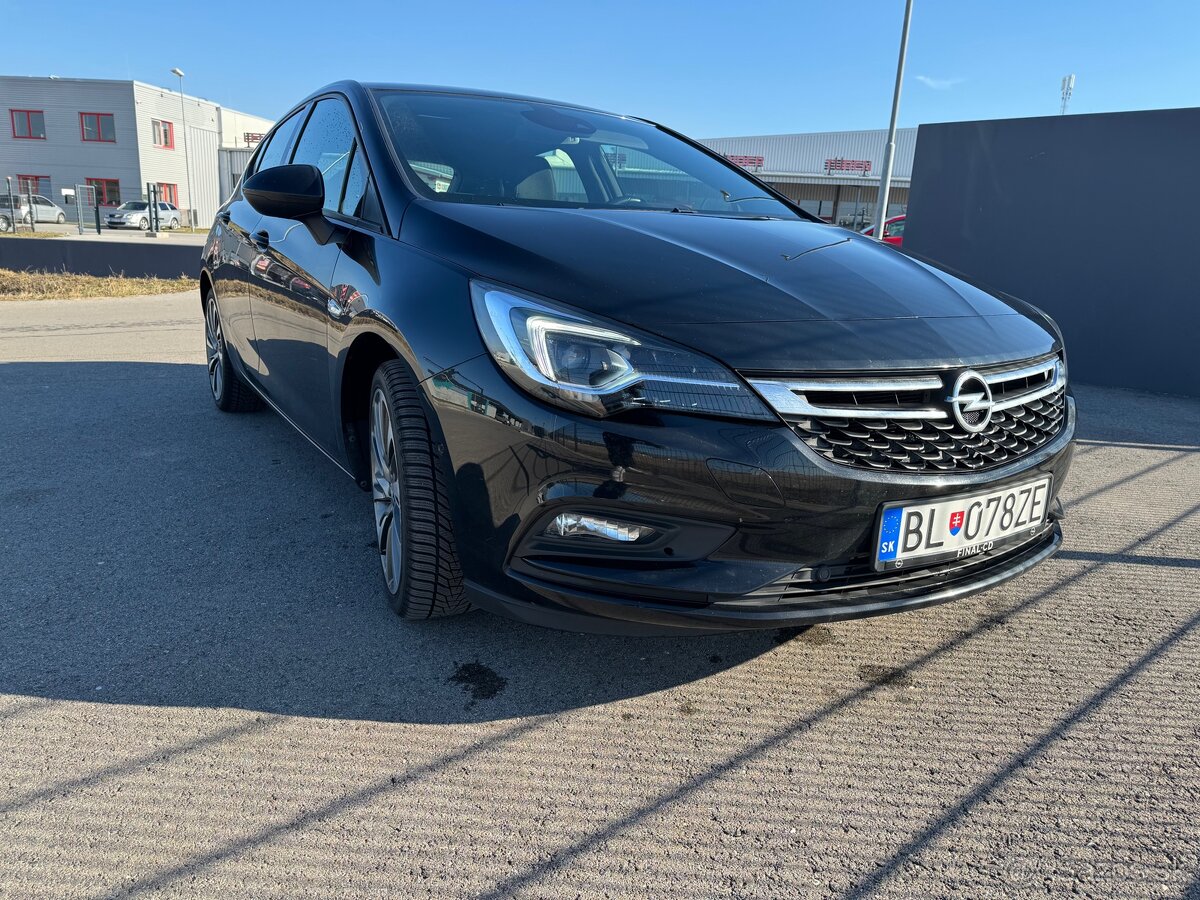 Opel Astra K DYNAMIC 1.4 110 kW