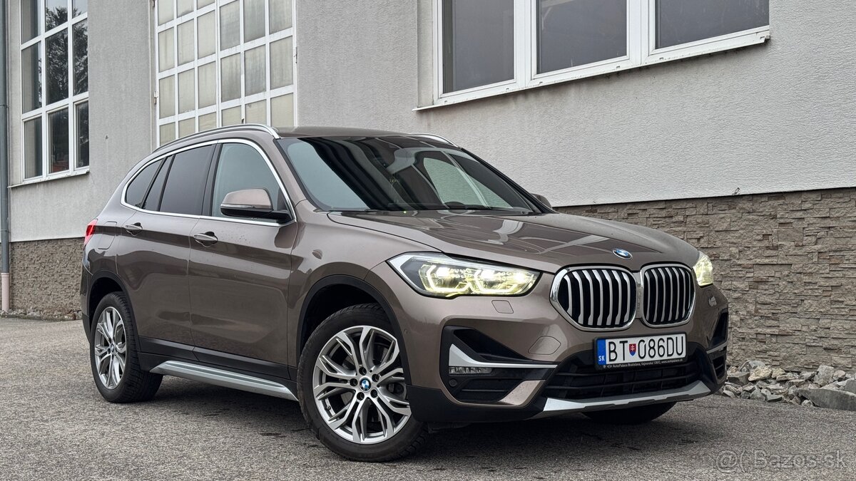 BMW X1 xDrive 20i A/T