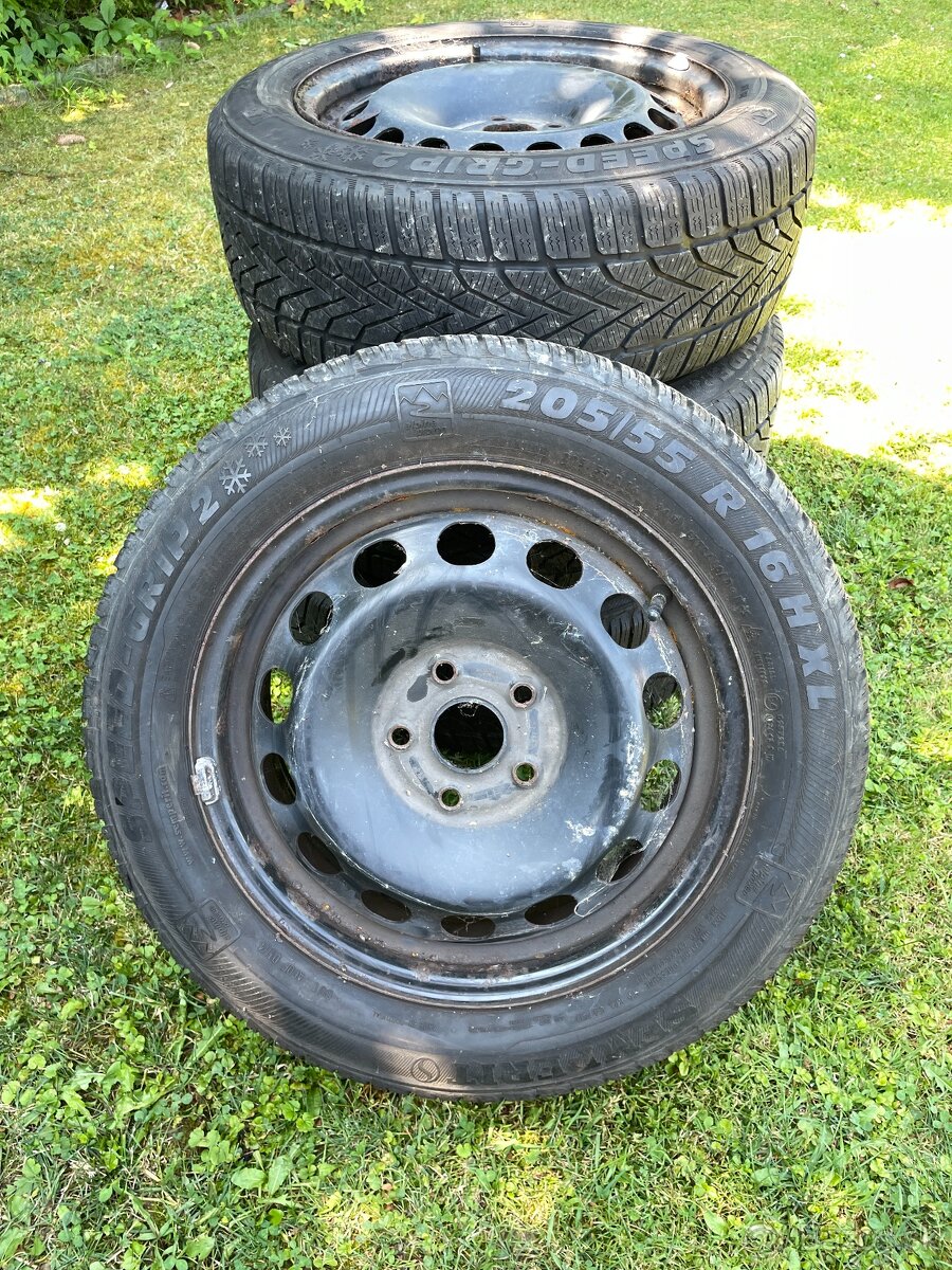 Plechové disky s pneu205/55/16-ZIMA,6Jx16ET50,5x112,SKODA,VW