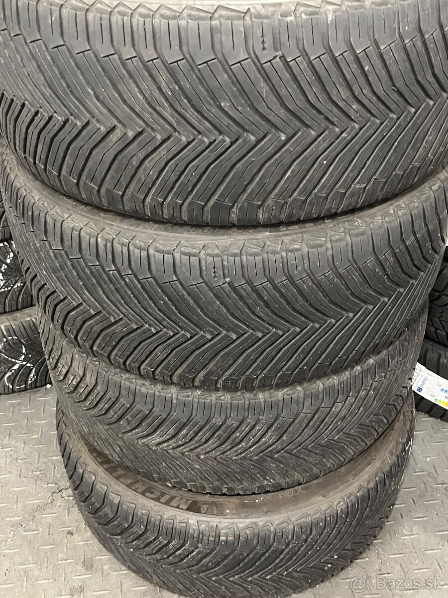 255/40 r20 MICHELILN CrossClimate 2SUV