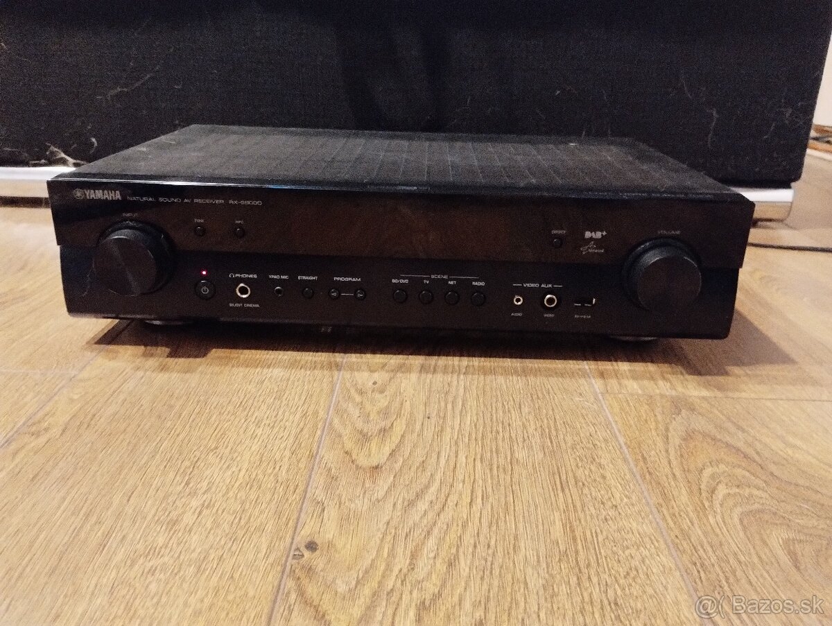 Predám Yamaha receiver RX-S600D