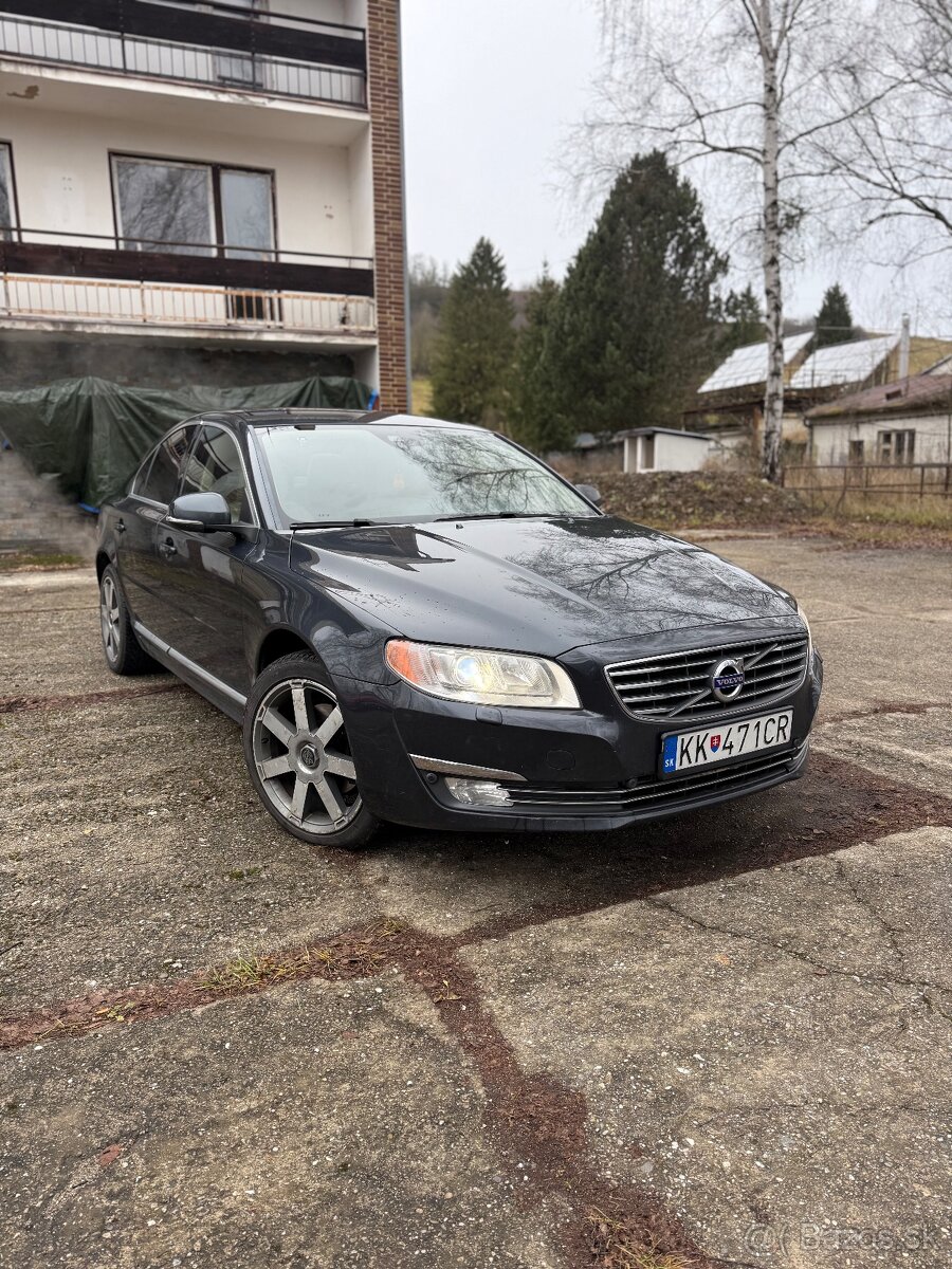 Volvo S80 D4 2.0L Momentum Geartronic 133kw