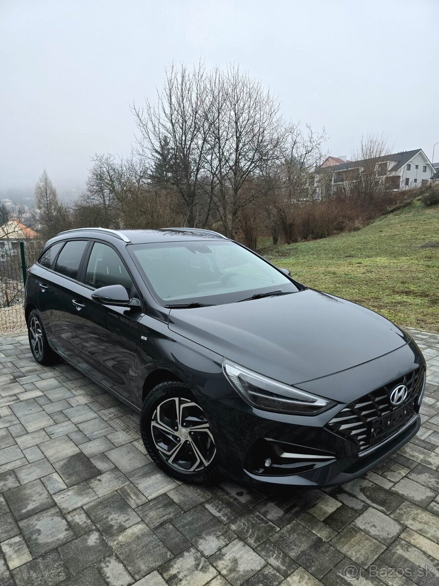 Hyundai i30 CW 1.6 T-GDi mHEV, LED Automat