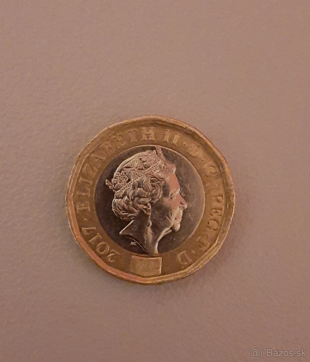 Elizabeth ll,One pound 2017