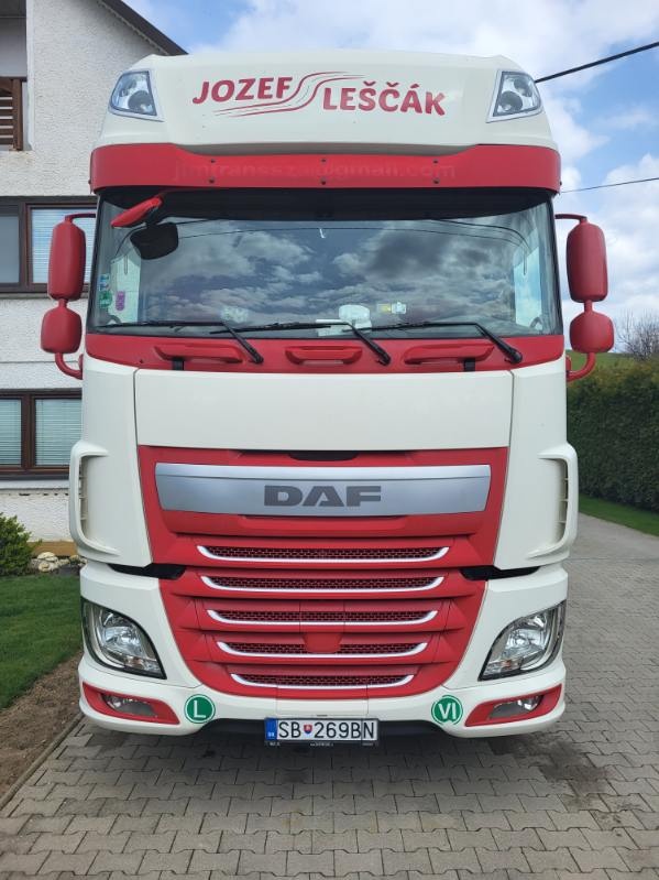 DAF XF106, 460