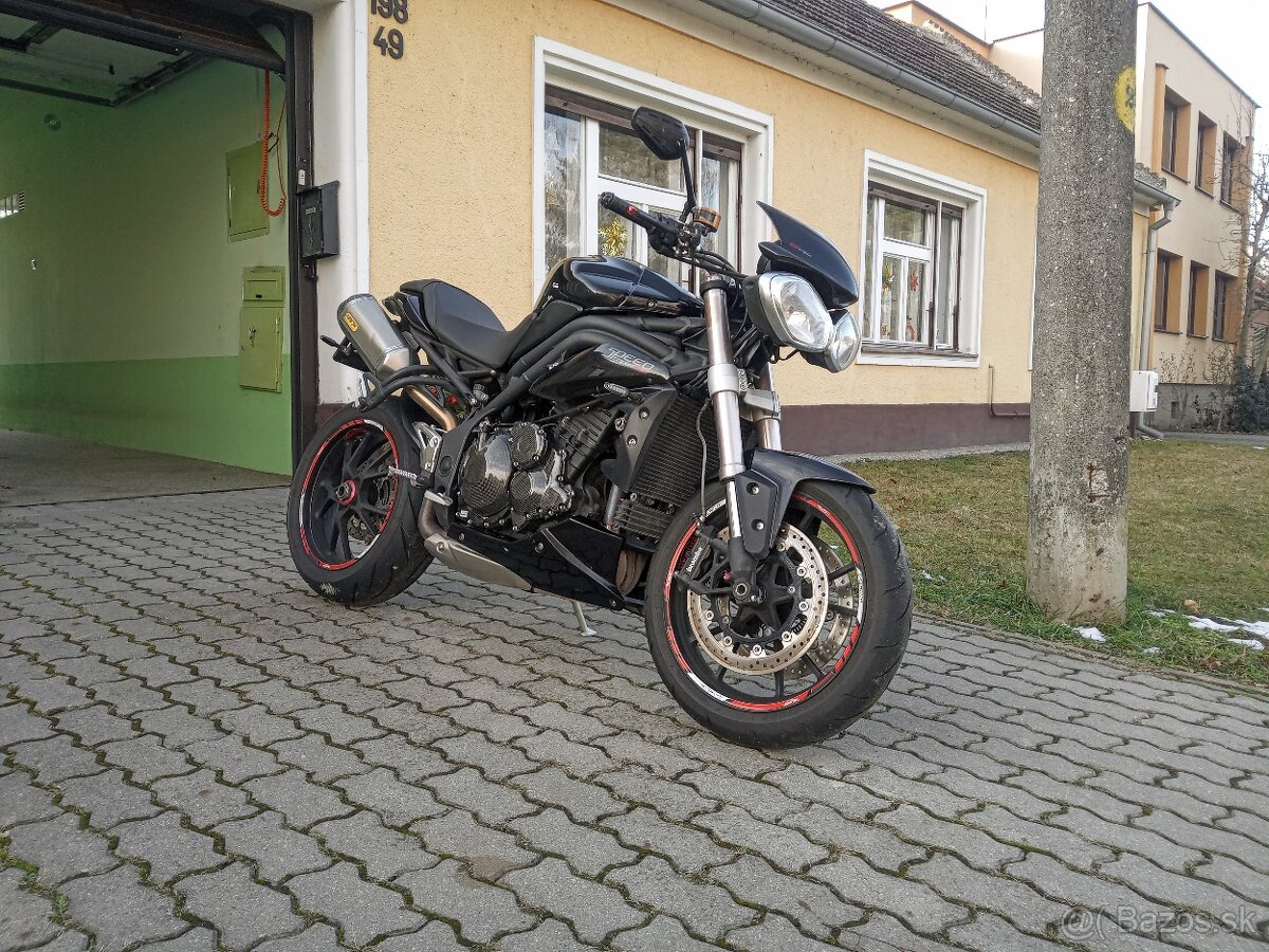 TRIUMPH SPEED  TRIPLE 1050